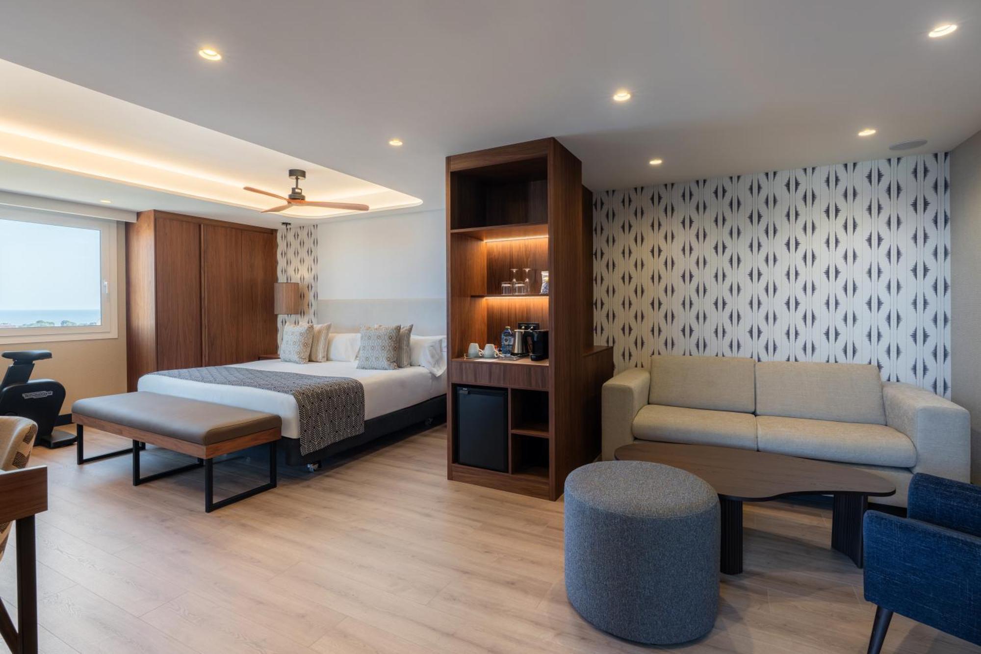Deluxe Junior Suite Private Pool Terrace